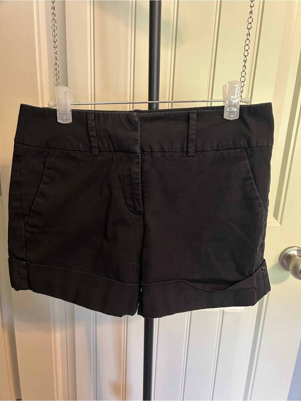 NY&Co. Black Women's Cuffed Shorts